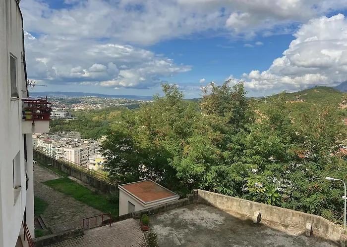 Up In Apartman Tirana